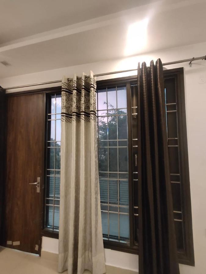 Own Stay New Delhi Exteriör bild
