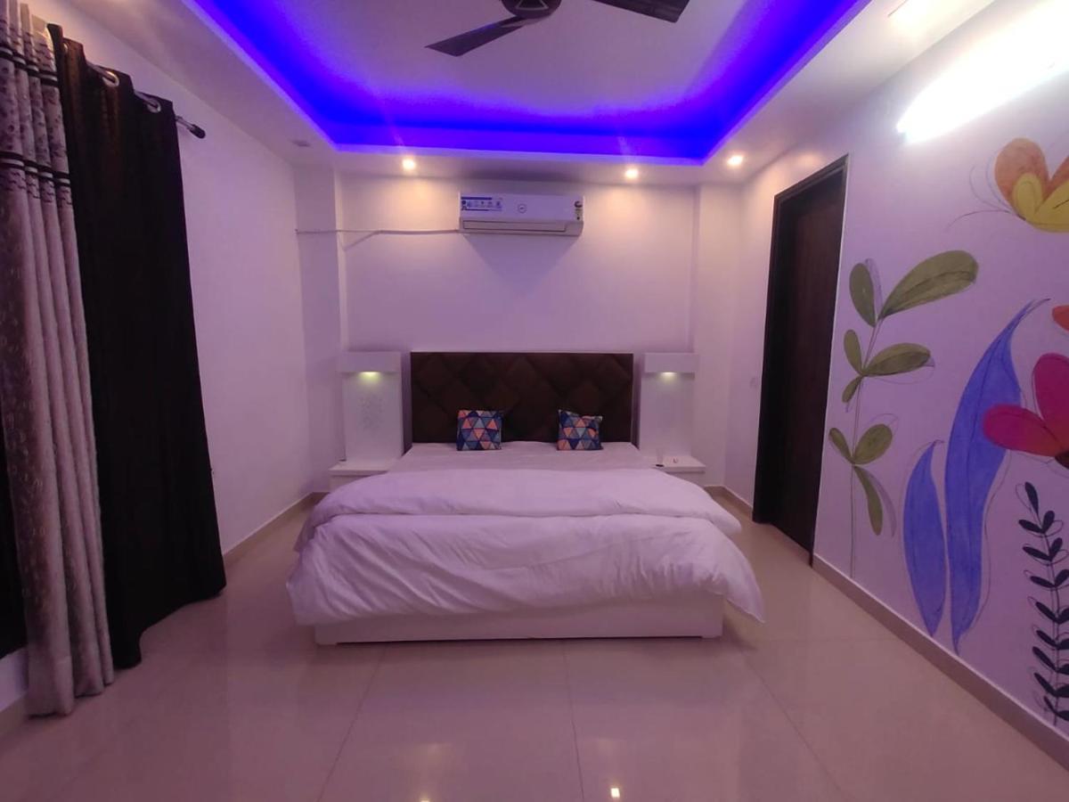 Own Stay New Delhi Exteriör bild