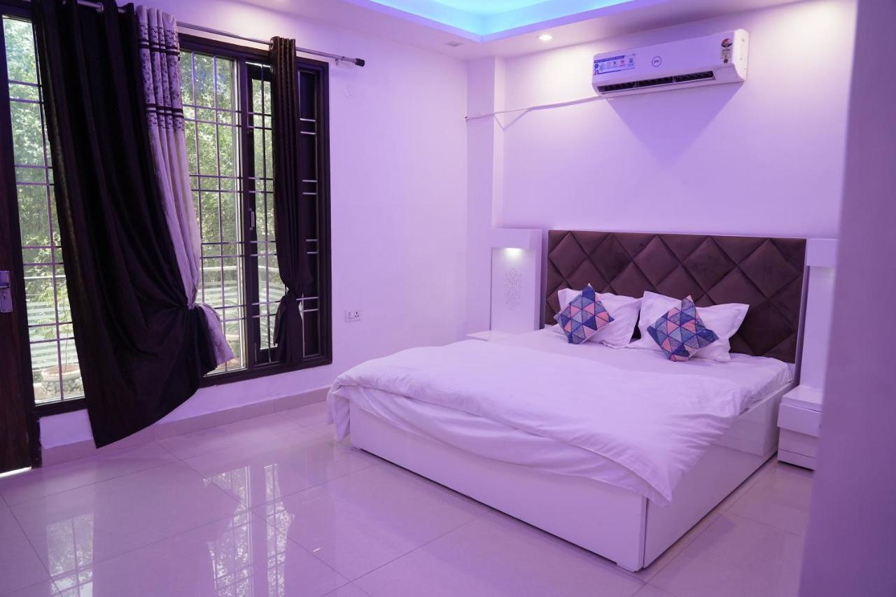 Own Stay New Delhi Exteriör bild