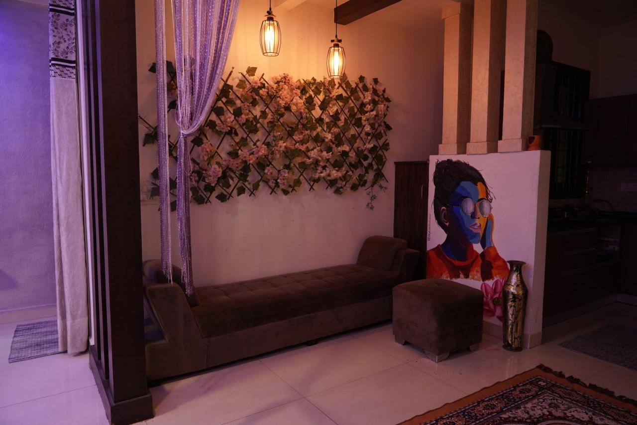 Own Stay New Delhi Exteriör bild